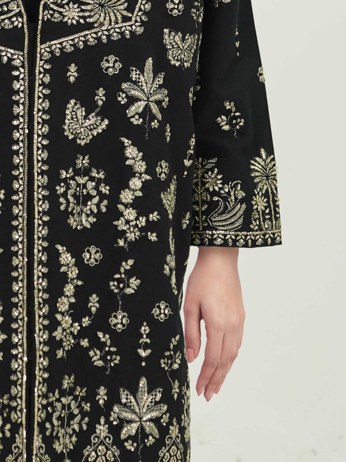 2 Piece Khaddi Silk Suit-Embroidered (Pret)