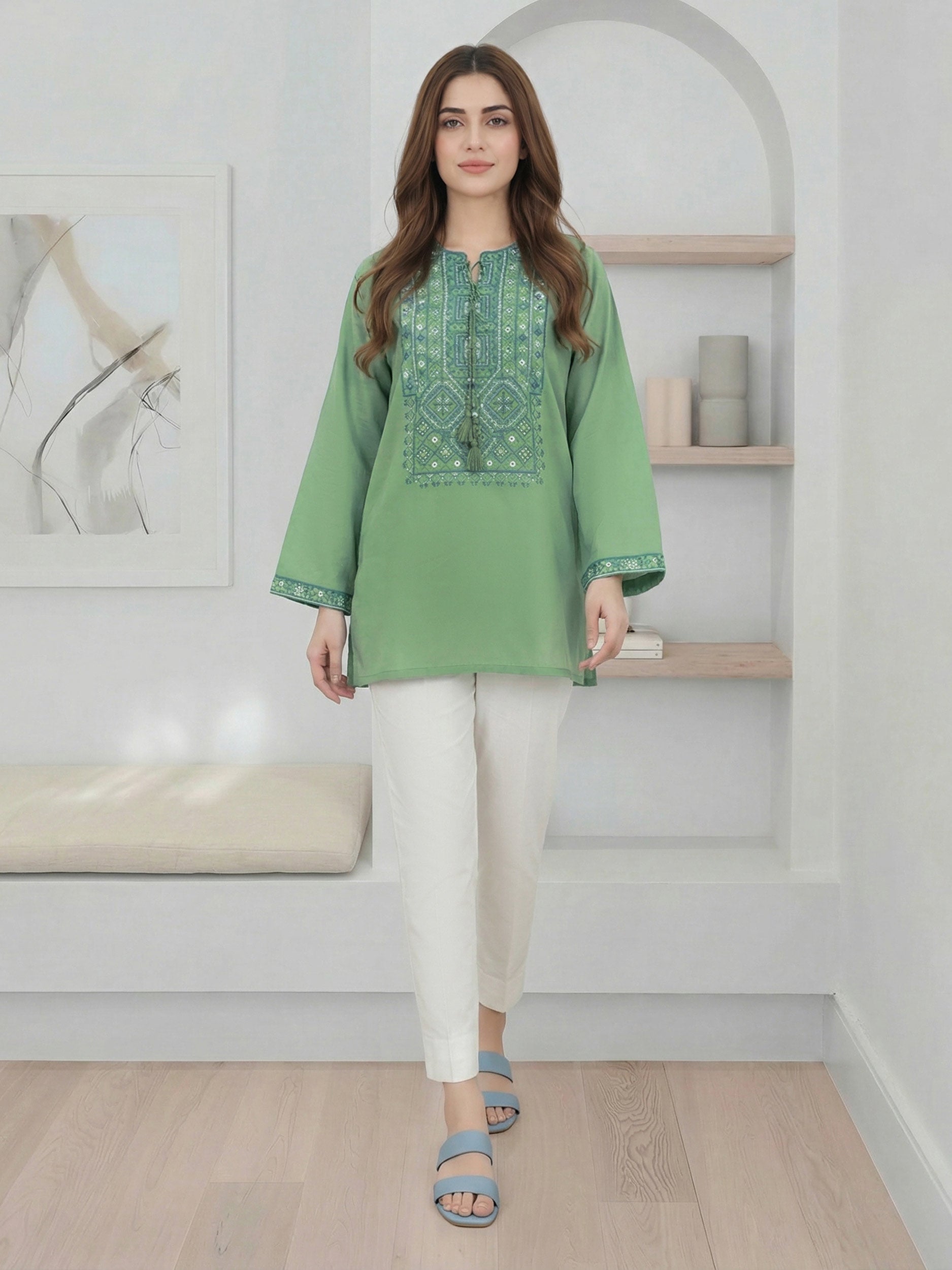 cambric-kurti--embroidered-(pret)