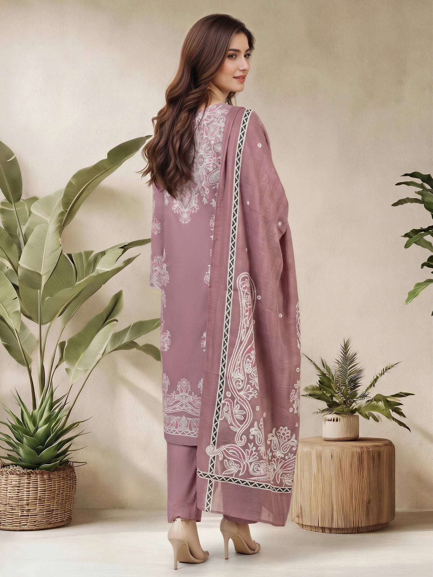 3 Piece Lawn Suit- Embroidered (Pret)