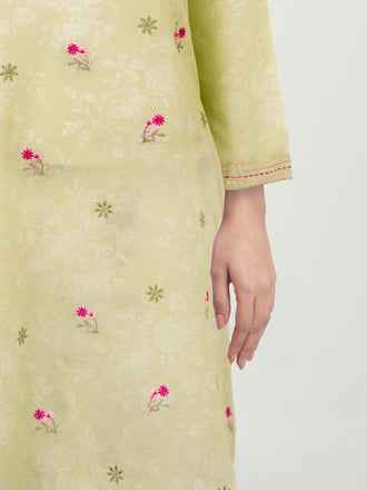 2-piece-lawn-suit--embroidered-(pret)