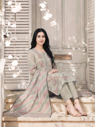 3-piece-lawn-suit--embroidered-(pret)