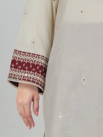 2-piece-lawn-suit--embroidered-(pret)