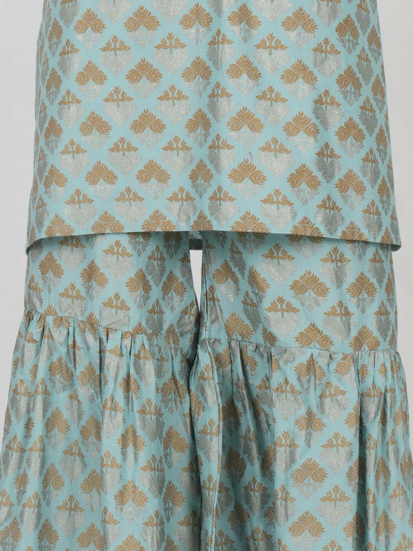 2 Piece Lawn Suit- Embroidered (Pret)