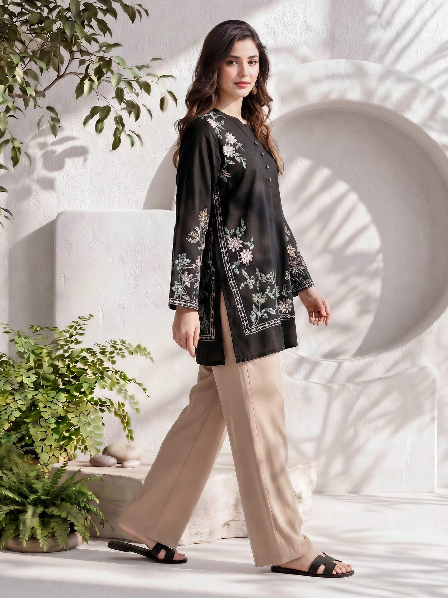 Lawn Kurti (Pret)