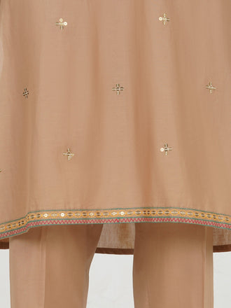 2-piece-lawn-suit--embroidered-(pret)