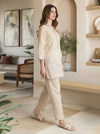 yarn-dyed-kurti--embroidered