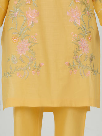 2-piece-lawn-slub-suit--embroidered-(pret)