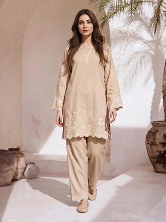 yarn-dyed-co-ord-set--embroidered