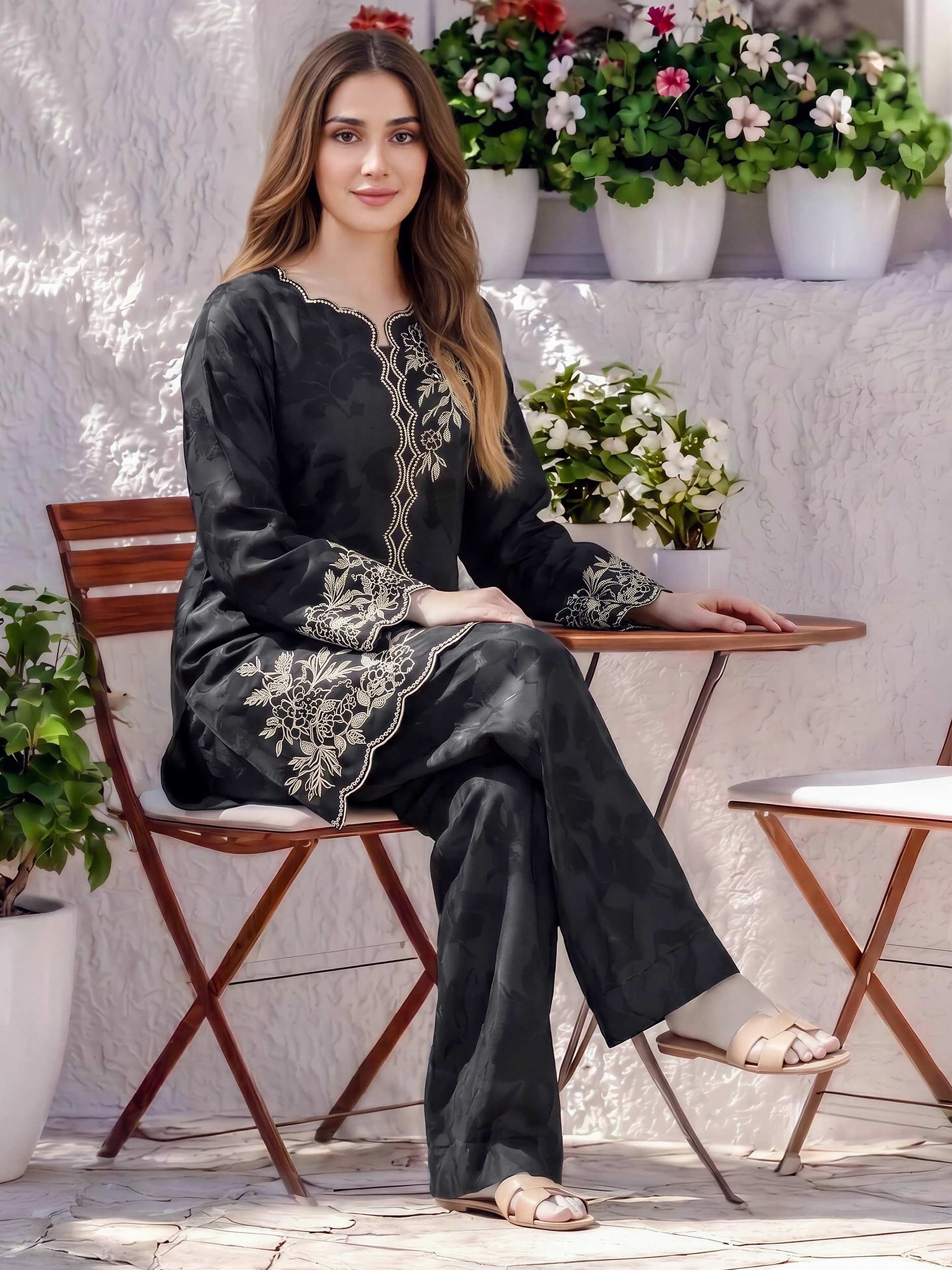2-piece-silk-suit--embroidered-(pret)