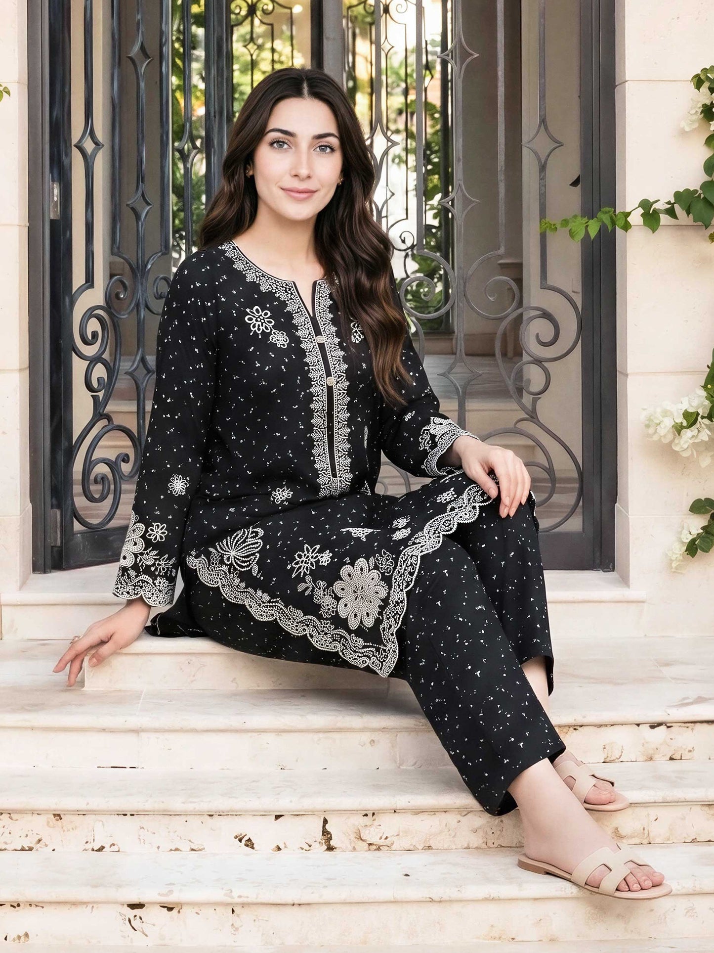2 Piece Grip Suit- Embroidered (Pret)