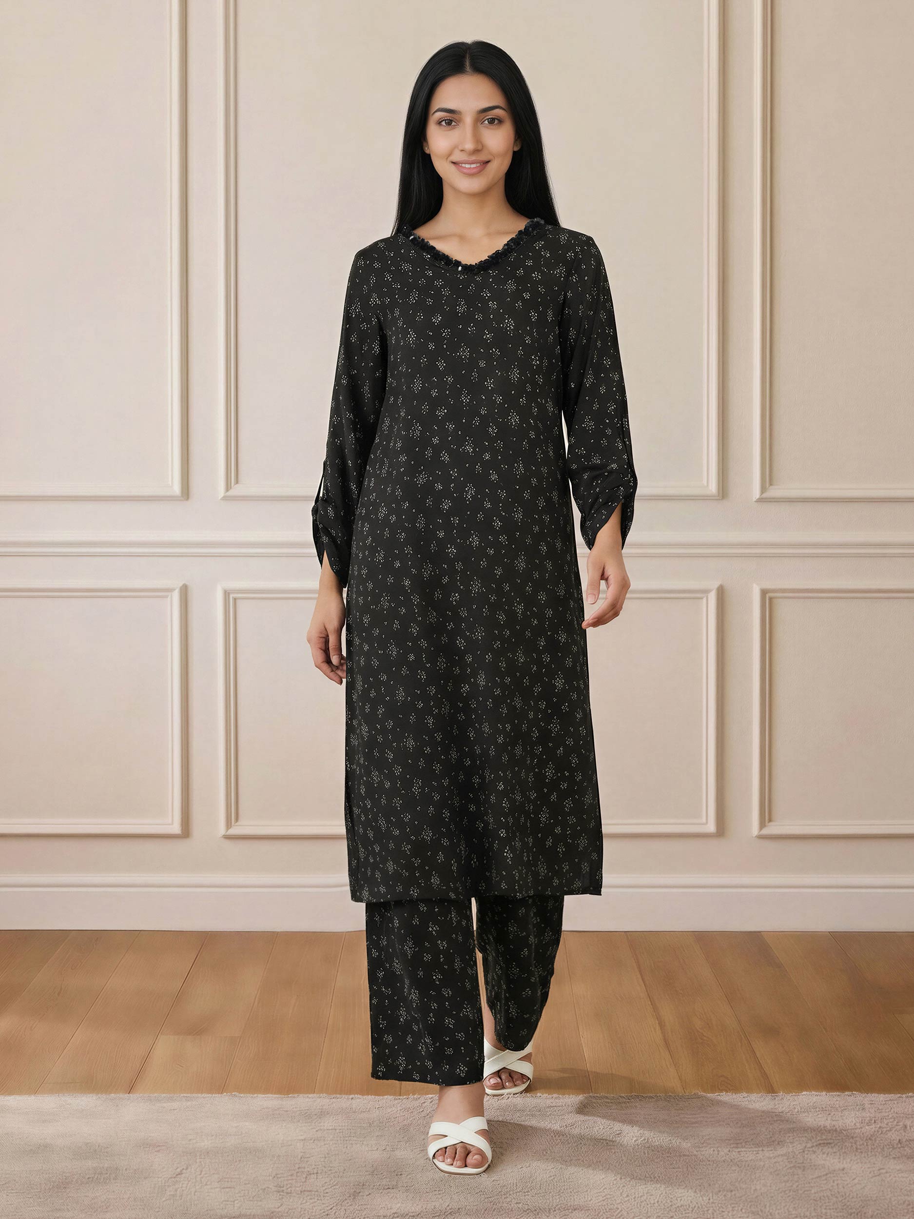 2-piece-silk-suit--embellished-(pret)