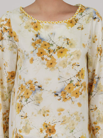 2-piece-silk-suit--embroidered-(pret)