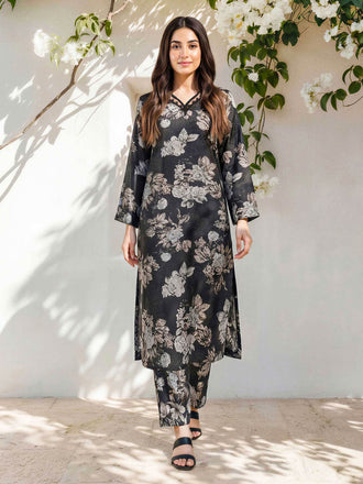 2-piece-silk-suit--embroidered-(pret)