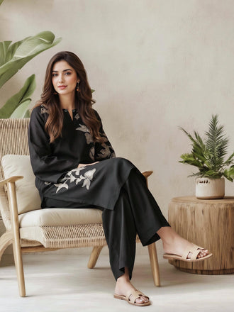 2-piece-lawn-suit--embroidered-(pret)