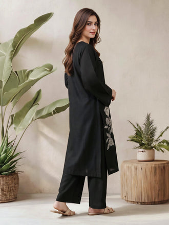 2-piece-lawn-suit--embroidered-(pret)