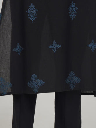 lawn-shirt--embroidered-(pret)