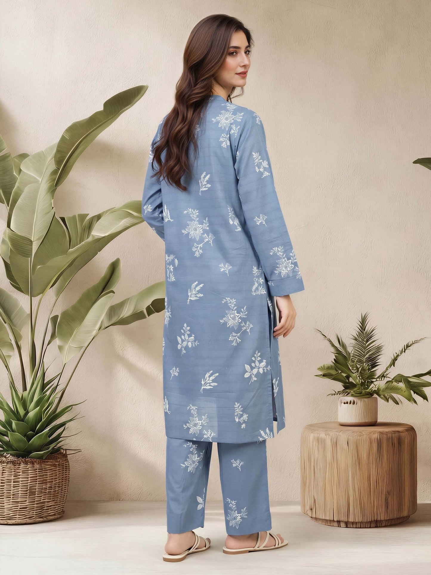 2 Piece Lawn Texture Suit (Pret)