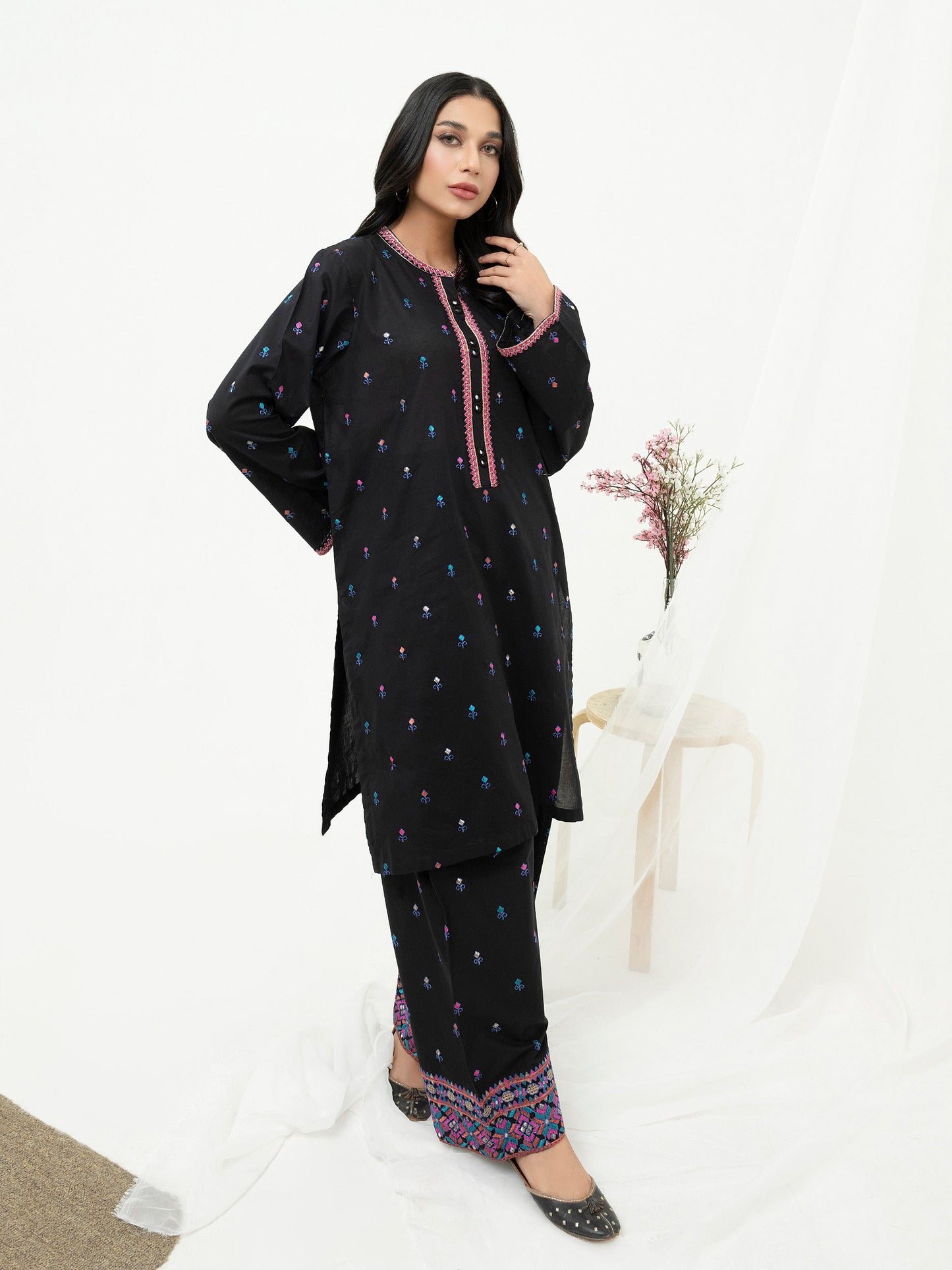 2 Piece Lawn Suit-Embroidered (Pret)