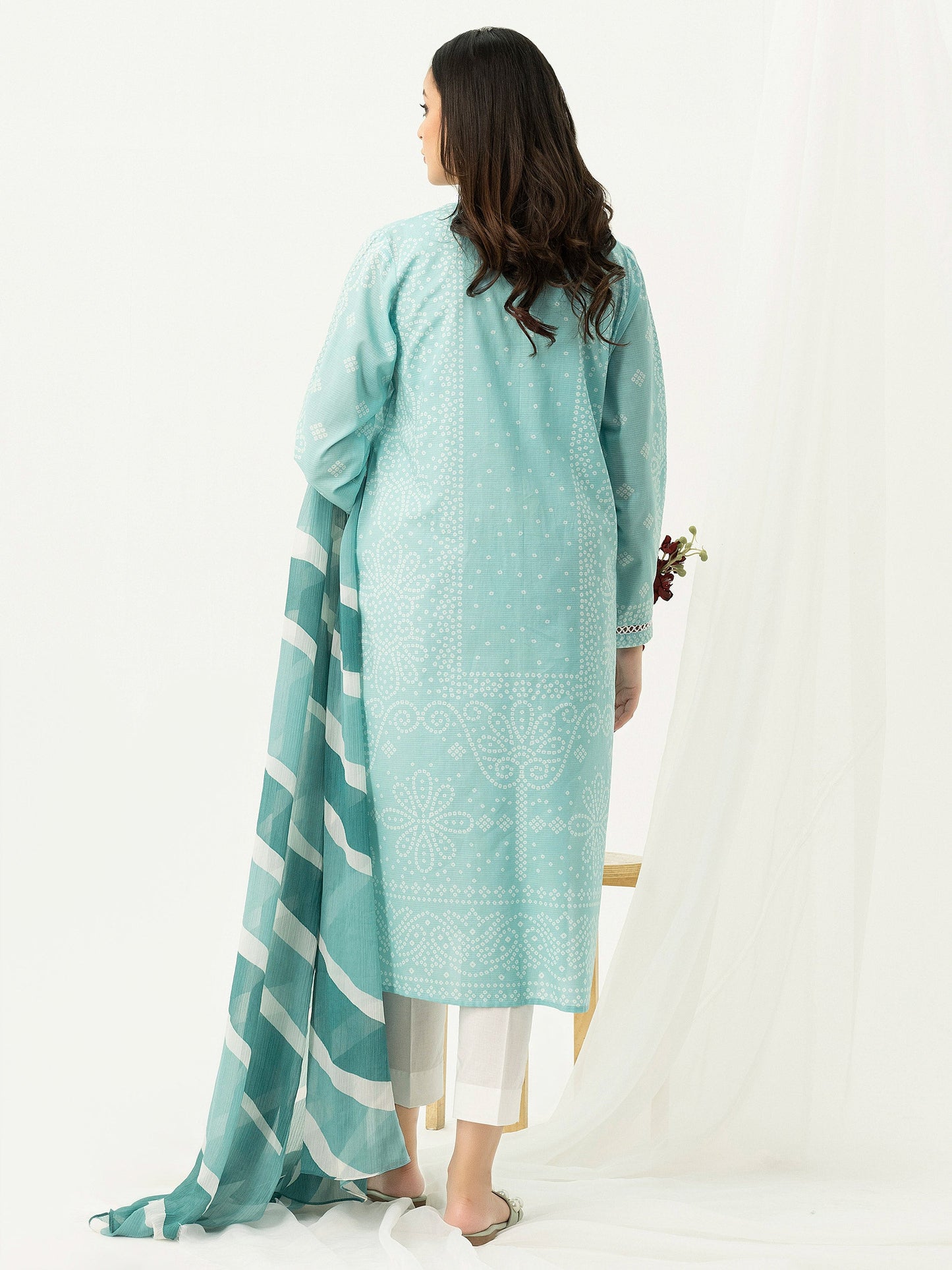 2 Piece Textured Lawn Suit-Embroidered (Pret)