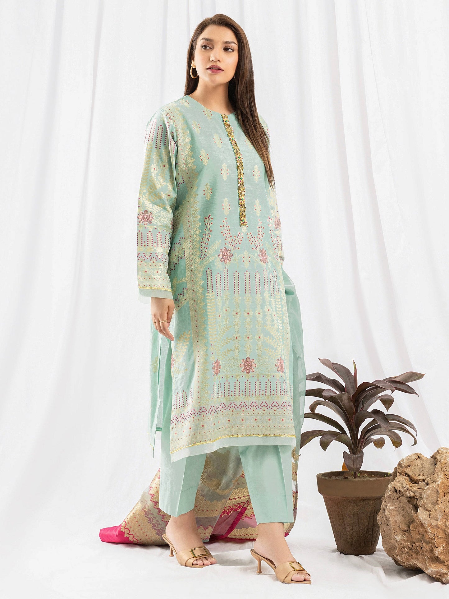 3 Piece Jacquard Suit-Embroidered (Pret)