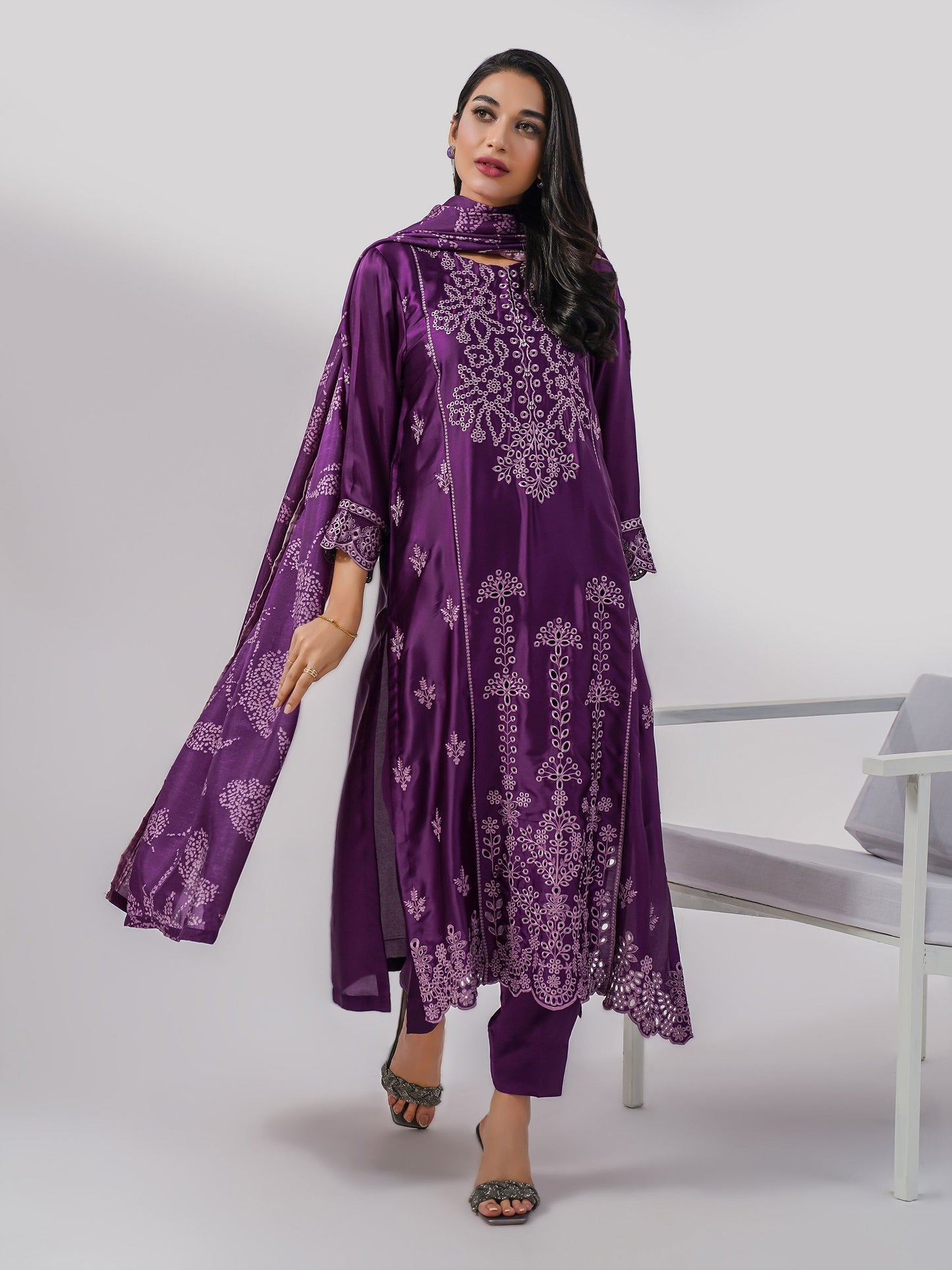 3 Piece Silk Suit-Embroidered (Pret)