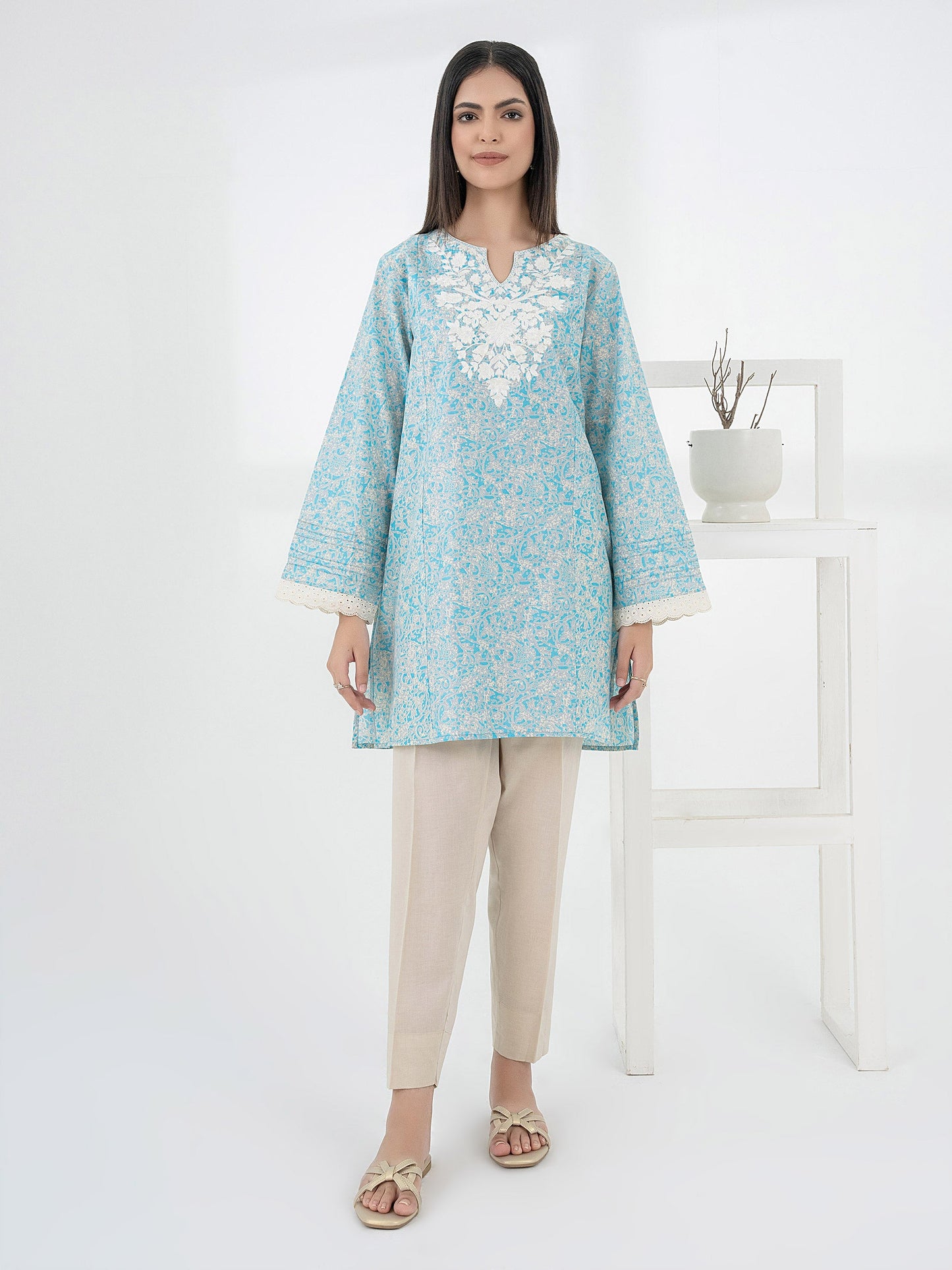 Cambric Kurti-Embroidered (Pret)