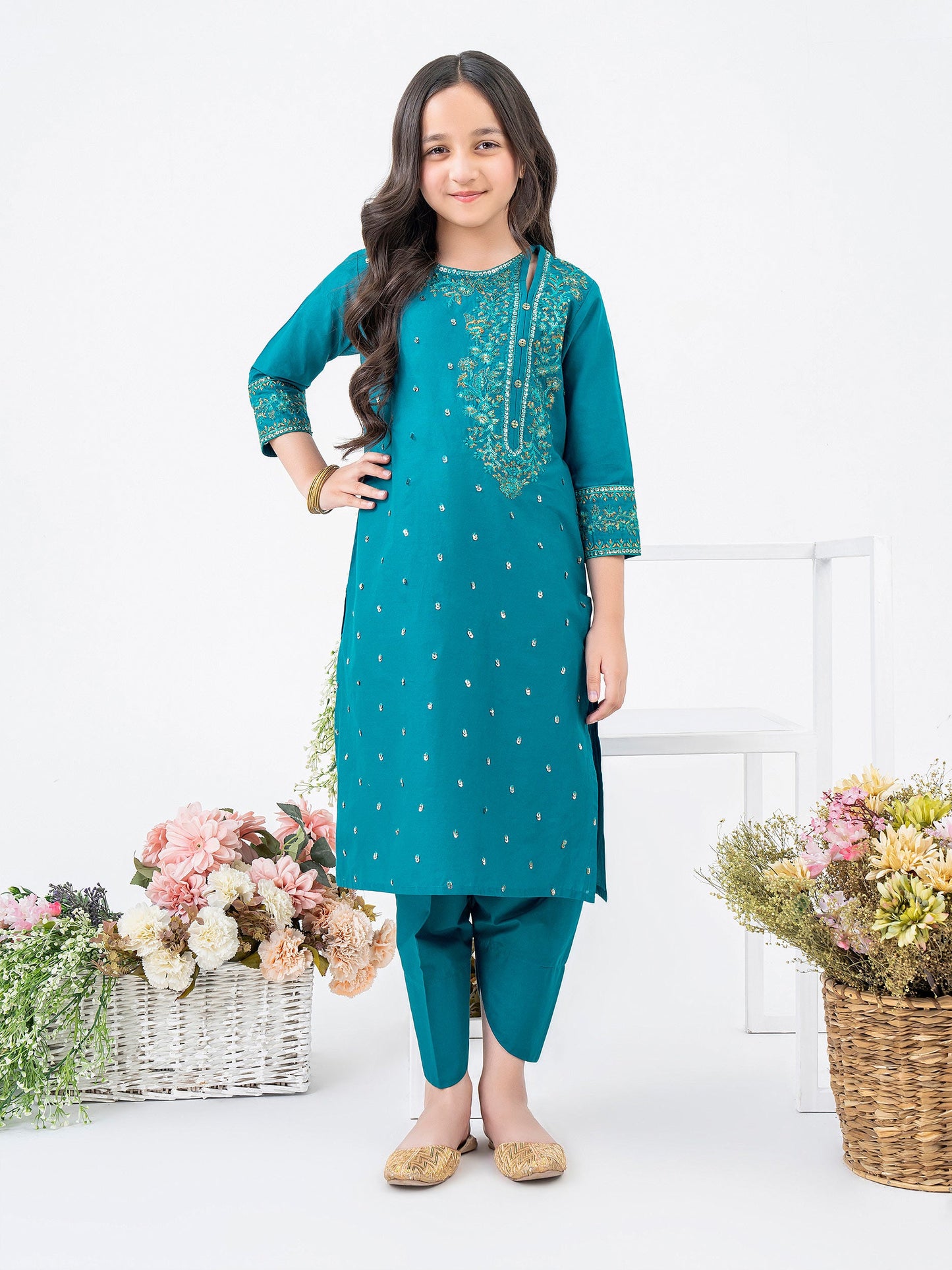 2 Piece lawn Suit- Embroidered