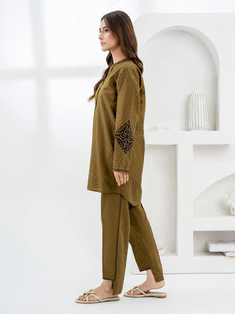 2-piece-lawn-suit-embroidered-(pret)