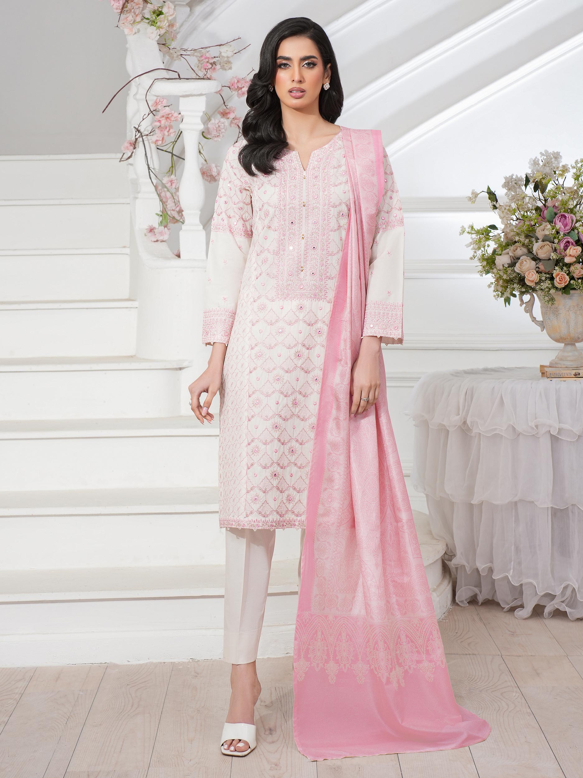 3-piece-lawn-suit-embroidered-(unstitched)