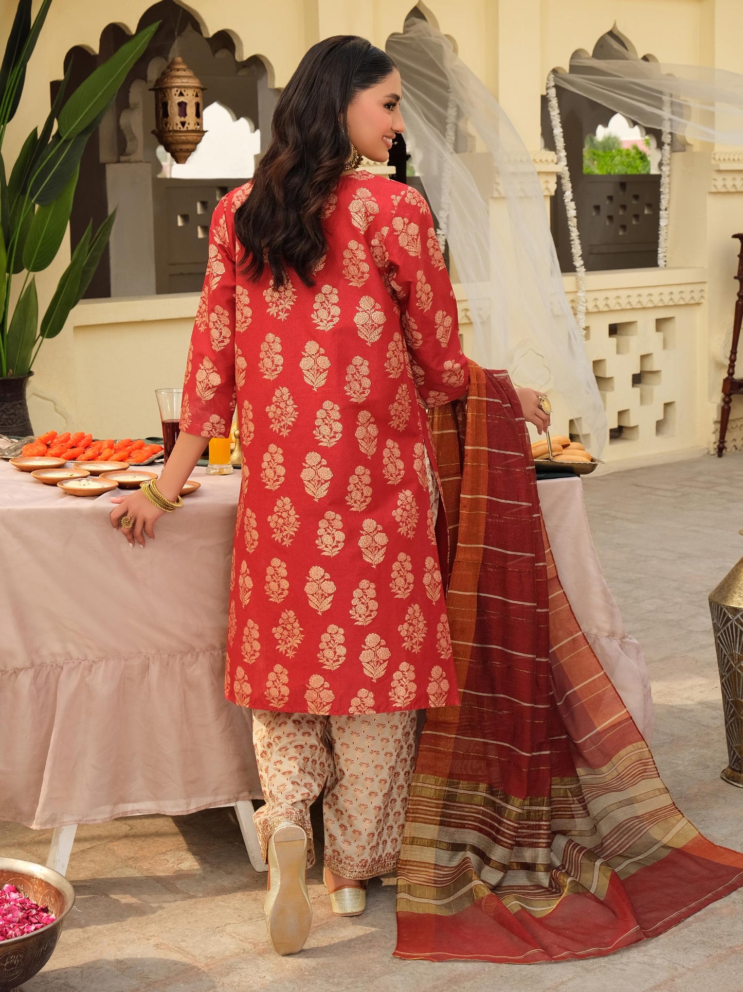 3 Piece Lawn Suit-Embroidered (Pret)