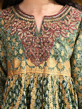 2-piece-lawn-suit-embroidered