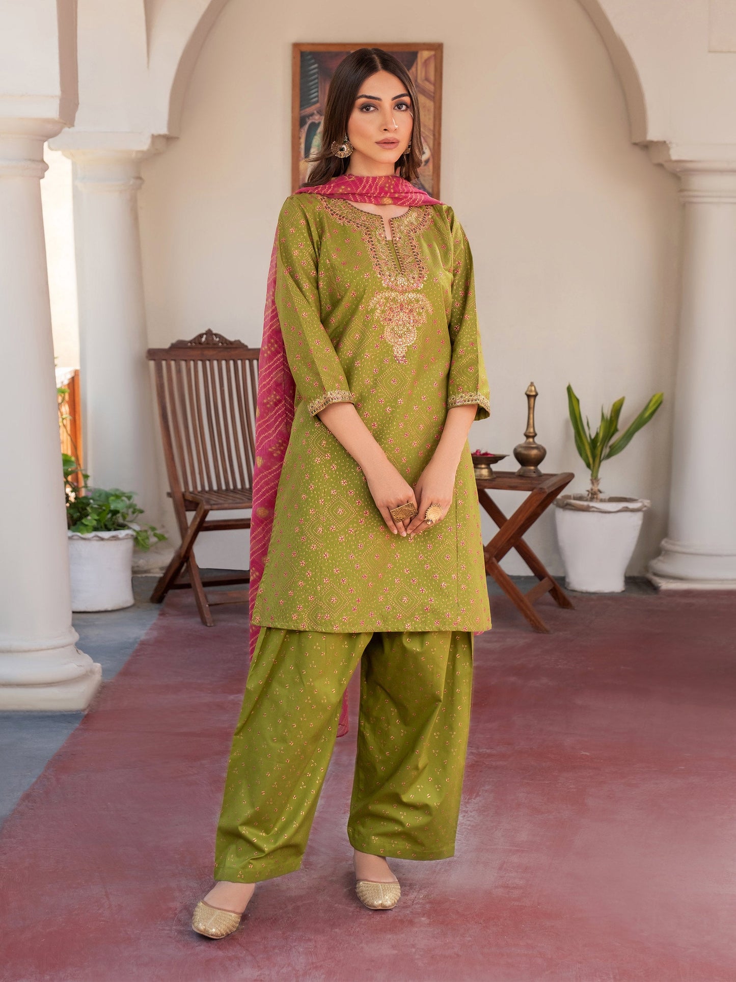 3 Piece Lawn Suit-Embroidered (Pret)