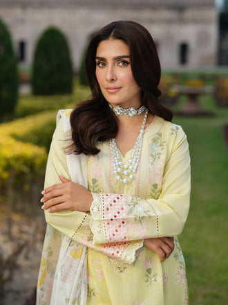 3-piece-lawn-suit-embroidered-(pret)