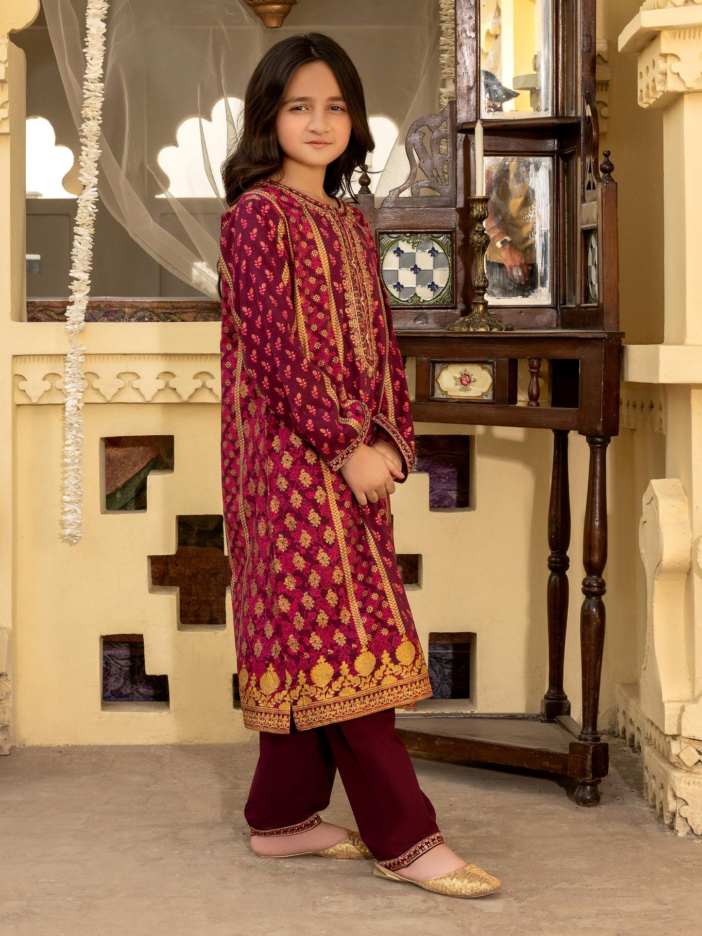 2 Piece lawn Suit- Embroidered