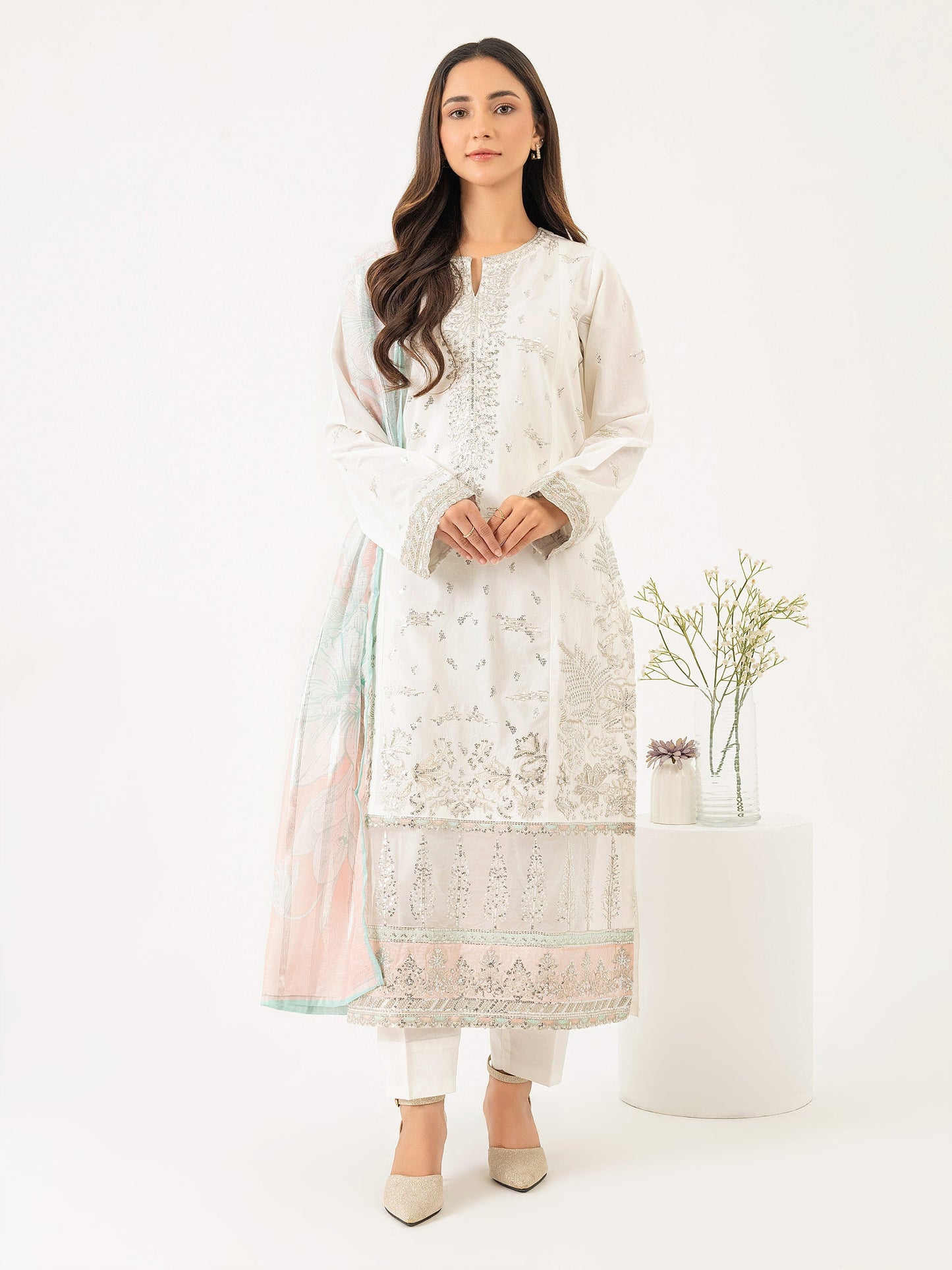 3 Piece Lawn Suit-Embroidered (Pret)