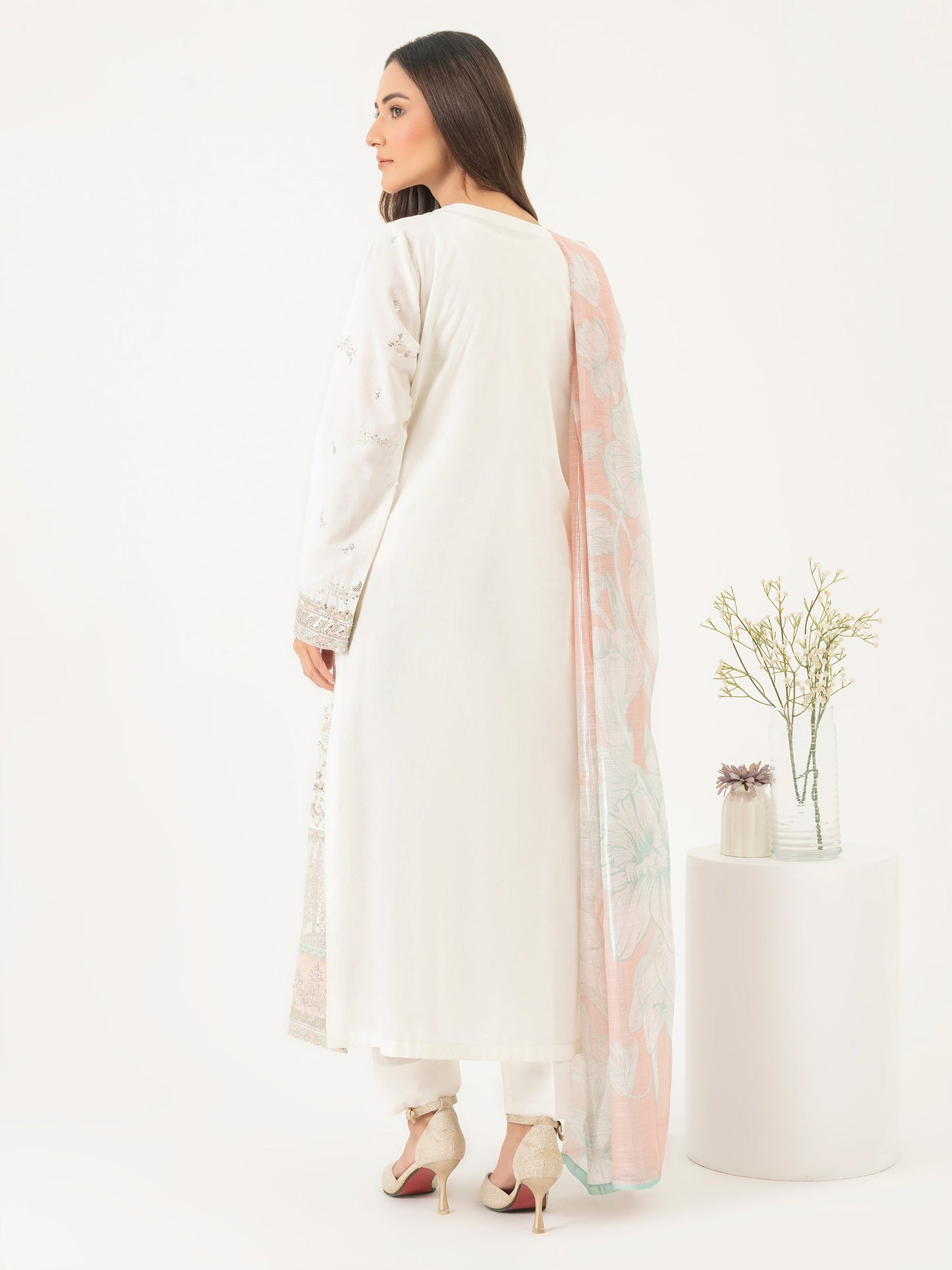 3 Piece Lawn Suit-Embroidered (Pret)