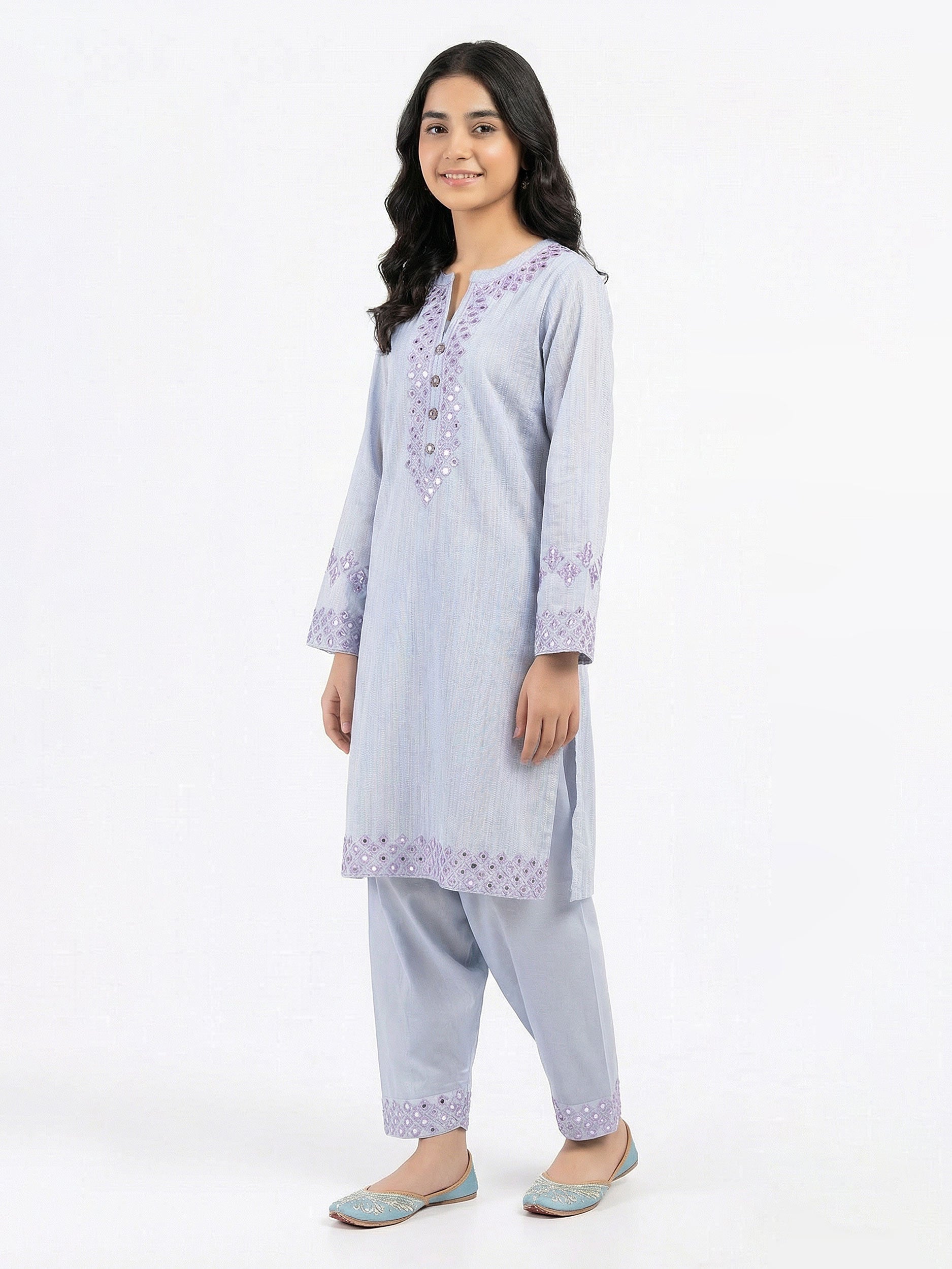 2-piece-lawn-missouri-suit--embroidered-(pret)