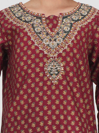 2-piece-satin-suit--embroidered-(pret)