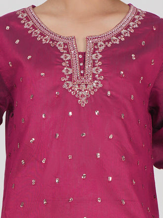 2-piece-raw-silk-suit--embroidered-(pret)