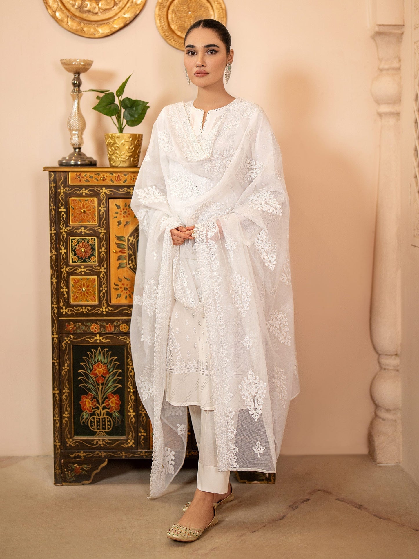 3 Piece Lawn Suit-Embroidered (Pret)