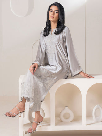 2-piece-silk-suit-embroidered-(pret)
