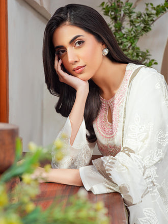 3-piece-lawn-suit-embroidered-(unstitched)